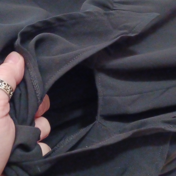 Black romper 3x ties in center of chest light weight simple runs small adj/strap - Picture 5 of 14